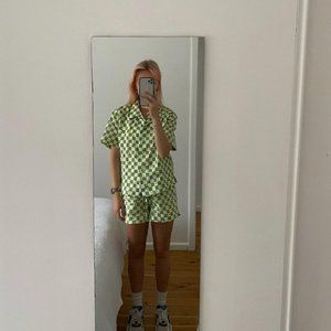 Holiday Emma Mulholland M Olive Green White Checker Linen Shirt Shorts Set